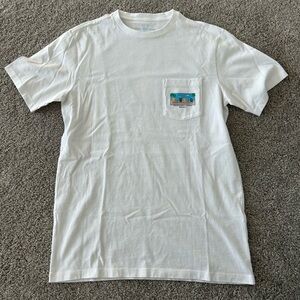 Vineyard Vines tee shirt